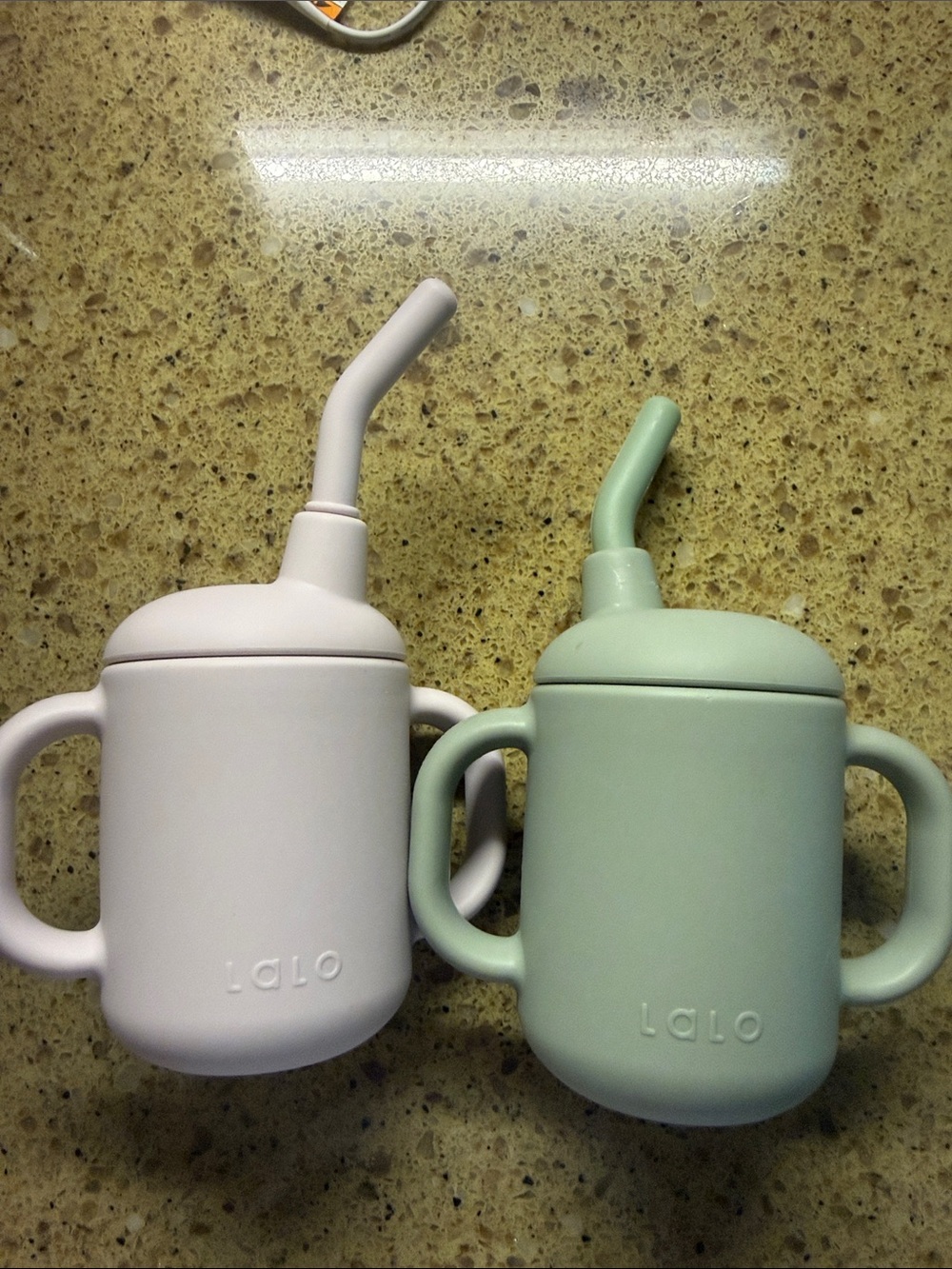 Lalo toddler cups. 

Never used. 

Lilac and mint